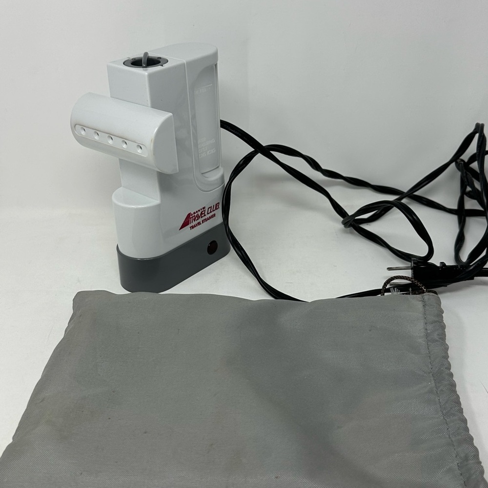 Vintage Sanyei Travel Steamer Travel Club Deluxe Portable Y1